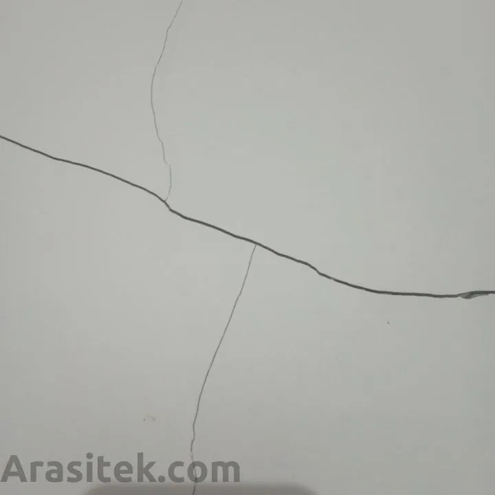 dinding retak karena hama rayap