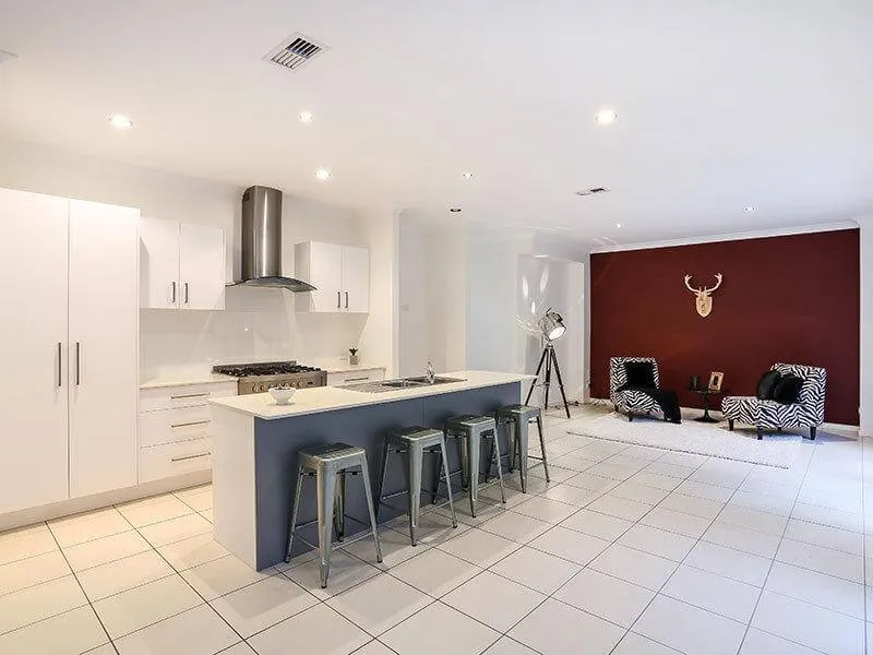 gaya interior minimalis